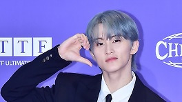 마크, SM과 10년 동행 마무리…NCT 체제 변화 불가피