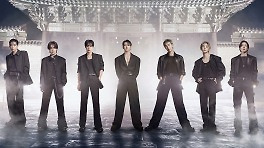 BTS, '빌보드 200' 2주째 1위… K팝 최초