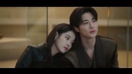 변우석, 술 취해 아이유 품에 안겼다…