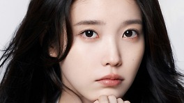 아이유, 생일 맞아 또 선한 영향력…3억 원 기부[공식]