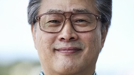 '칸 심사위원장' 박찬욱, 佛 문화예술공로훈장 최고등급 코망되르 받았다