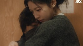 고윤정 품 속에 파고든 구교환...'모자무싸' 포옹씬에 