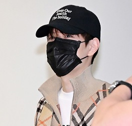 스타들의 공항패션