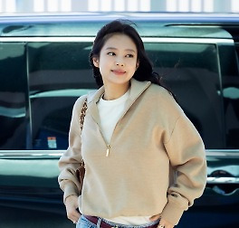 스타들의 공항패션