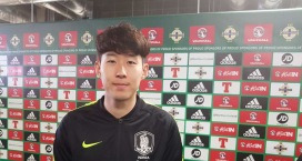  손흥민의 무표정에는 '단호함'이 있었다