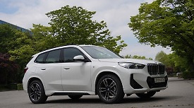 더 커진 차체의 존재감. BMW 3세대 X1 sDrive 20i 시승기