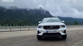 [시승기] 미니멀 라이프스타일에 어울리는 도심형 SUV...볼보 XC40 B4