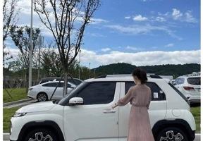 남녀 경차 실물체감 이미지