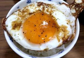 매일 먹는 순간부터 "염증 번집니다". 꼭 끊어야 할 음식 1위 이미지