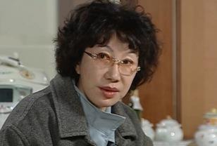 ‘하이킥’ 개성댁 이수나, 뇌경색 투병… 건강 관리가 중요한 이유 이미지