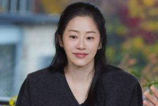 마흔 쯤 되어야 이해하게 된다는 고현정의 인생명언 "평범한 게..." 이미지