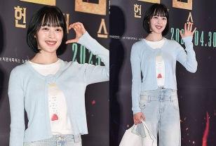 영화 찍다 ❤️7살 연상 감독과 눈맞아…20대에 결혼한 여배우, 청순 데님룩 이미지