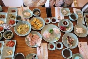 한정식으로 유명한 강진에서도 알아주는 한식 맛집 '청자골종갓집' 이미지