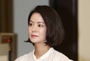 자기보다 "16살이나 많은 한국 남자랑 결혼 하게 된" 일본의 최고 미모 여배우 이미지