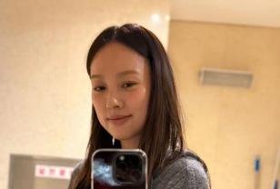 이효리.. 쌩얼에 니트만 입었는데…, 자연스런 아름다움! 이래서 레전드 이미지