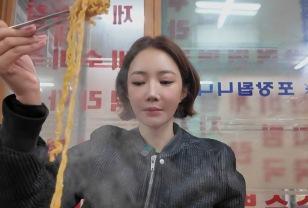 “울면서도 먹었다던 이 음식” 고준희, 살찐 시절 떠올리며 털어놓은 충격 고백 이미지