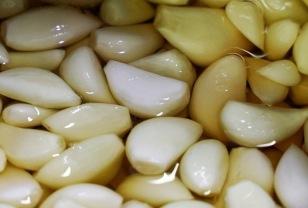 깐 마늘장아찌 이 방법이 최고! 아린맛없이 끝까지 맛있는 양념 비율 공개! 이미지