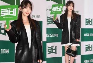 ‘3년 공백’ 후 연애 시작한 46세 여배우, 레더 재킷 얹은 원피스룩 이미지