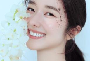 이혜성, 투명 피부에 생화처럼 피어난 미소 이미지