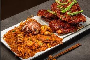 방송에도 나온 화제의 그곳! 불맛 가득한 왕뼈구이와 해물찜, 이 조합 몰랐다면 손해! 이미지