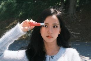블랙핑크 지수, 화보야? 일상이야?” 립 하나로 완성한 여신미 이미지