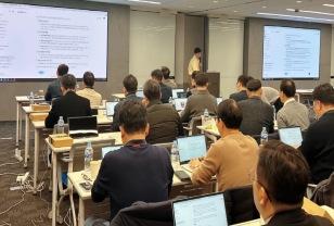 “모르면 밥줄 끊긴다” 엘리트 직장인 ‘기본 스펙’ 된 AI 활용 능력 이미지