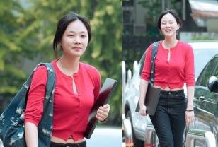 비비, 밤양갱 신드롬 한번 더! 화사한 카디건 설레는 방송국 출근길 이미지