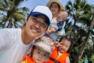 사귄 지 두 달 동안 밥 4번 먹고 결혼해서 3남매 키우고 있는 초고속 결혼 연예인 부부 이미지