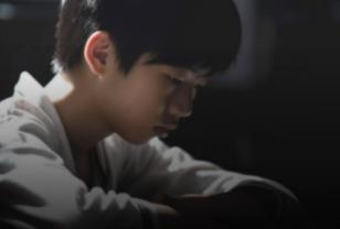 ‘중2병’ 쎄게 온 15살 아들 때문에 펑펑 운 40대 엄마의 사연 이미지