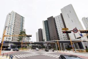 삼성전자 효과는 불패? 1년에 1억씩 오른 '옆세권' 아파트 이미지