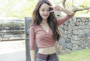 얼굴도 예쁜데 172cm 큰 키에 가녀린 몸매 다 가진 배우"여리여리" 이미지