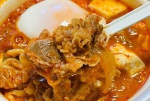 김치찌개에 "이 재료" 넣으면 수명이 7년 줄어드는 지름길입니다 이미지