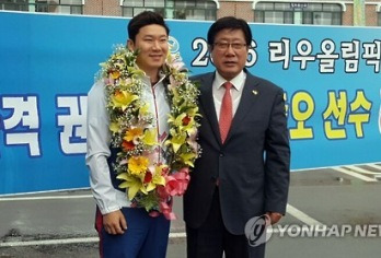 사격 금메달 진종오 고향 춘천 방문