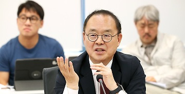 뉴스 썸네일