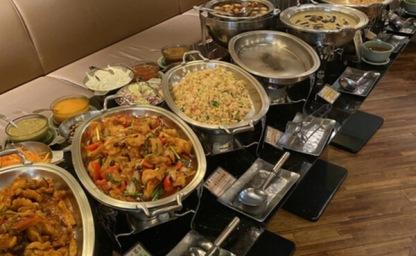 "예식장 주방장이 말한" 뷔페에서 절대 먹으면 안 되는 음식 이미지