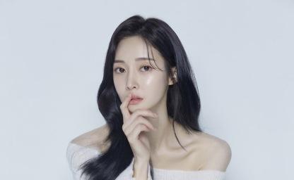 한 때 걸그룹으로 몇백억을 벌고 "결혼 해서 아이를 4명이나 출산 했다는" 연예인 이미지