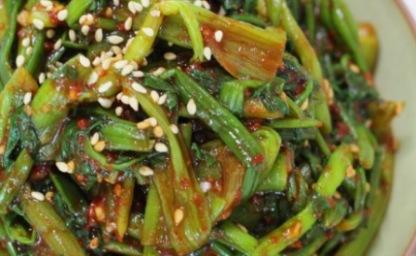 "이것 한 접시만 먹었을 뿐인데..." 의사도 놀란 관절에 좋은 음식 이미지