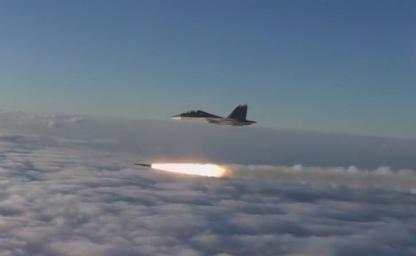 러시아 Su-30 전투기 미사일 발사! 작전 중이던 우크라이나 MiG-29 전투기 초토화! 이미지