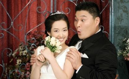 유재석과 나간 “2:2 미팅”에서 첫눈에 반해 첫키스까지 6개월 결혼까지 골인한 남자연예인 이미지