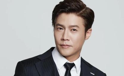 첫사랑과 이혼하고 55층 유리창 청소하며 아들 둘 키워낸 배우 이미지