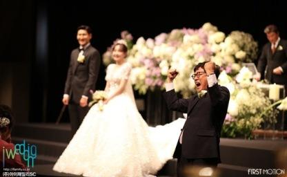 "이거 받으려고 줄 섰어요".. 모두가 놀랐다는 이경규 딸 결혼식 답례품의 정체 이미지