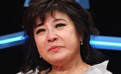 "눈 떨려서 뇌수술 받았다".. 예능에서 잘 보이다 갑자기 사라진 여가수 이미지