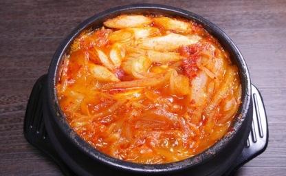 "김치찌개"에 고기 대신 이거 팍팍 넣어보세요, 진짜 더 맛있는 보약 됩니다 이미지