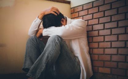 아내가 죽었을 때, 남편이 가장 많이 느낀다는 감정 이미지
