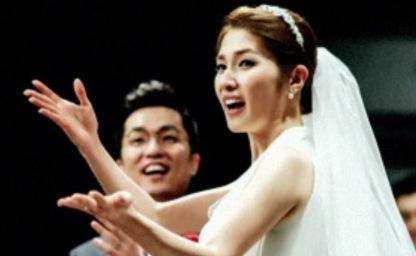 다시는 결혼하기 싫어, 국회의원 남편과 3년만에 이혼한 국민아나운서 이미지