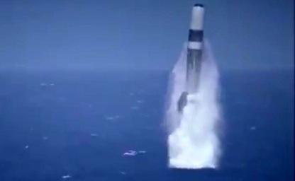 북한의 SLBM 10분만에 요격! 한국 정조대왕급 구축함의 SM-6 미사일! 이미지