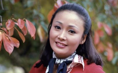 남편한테 나이 속아서 결혼했는데, 연기까지 못하게 해 시댁 반대 뚫고 복귀한 전설의 여배우 이미지