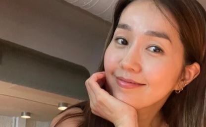 아빠는 ''사단장'' 큰아빠는 ''육군참모총장'' 관사에서 살았다는 유명 연예인 이미지