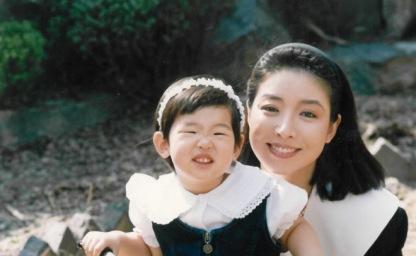 故정주영 회장 애 낳아주는 대신 백화점 받았다는 루머터져서 전성기에 잠적해버린 여배우 이미지