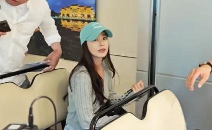 대만 공항에서 포착된 김태희 충격적인 직찍 사진 보셨어요? 이미지